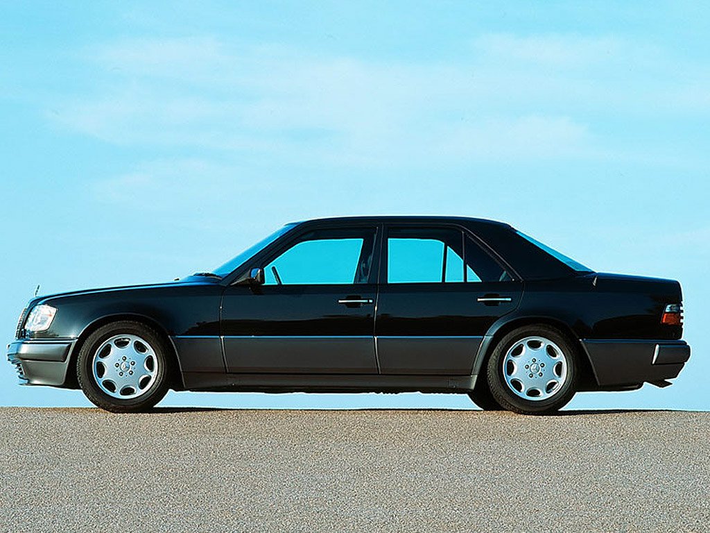 Mercedes-Benz E - Class (W124) Выгодные цены на Е-класс - Mercedes-Benz E - Class (W124). Mercedes E.