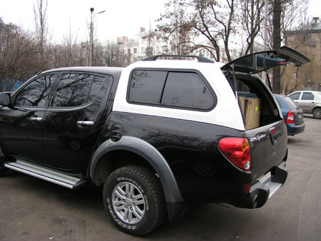 Mitsubishi L200 Ищете джип? Suzuki Grand Vitara: Mitsubishi L200. Покупай Mitsubishi L200.