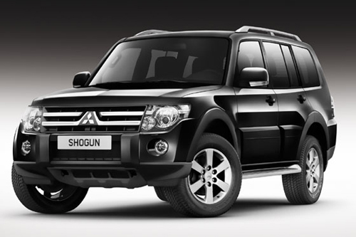 Mitsubishi Shogun Mitsubishi - Есть всё: Mitsubishi Shogun.