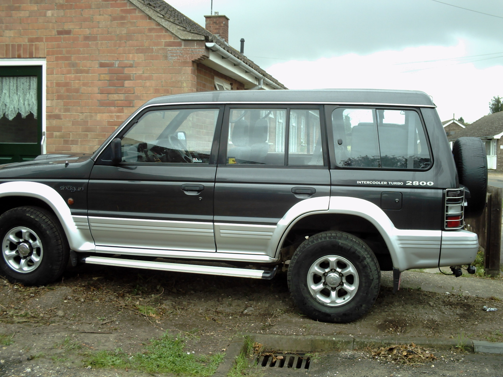 Mitsubishi Shogun Все о Mitsubishi: Mitsubishi Shogun. Топ-10 Фирм по залогу авто.