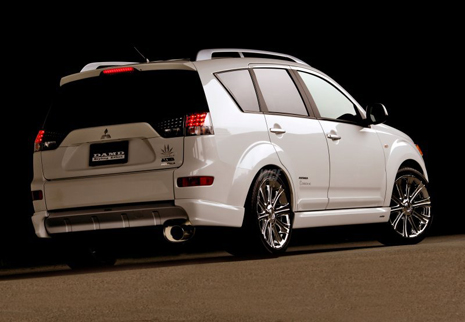 Mitsubishi Outlander Эксклюзивные авто. Фото - Mitsubishi Outlander.