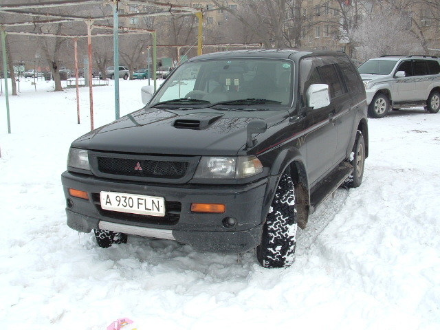 Mitsubishi Challenger Mitsubishi Challenger в Москве: Mitsubishi Challenger.