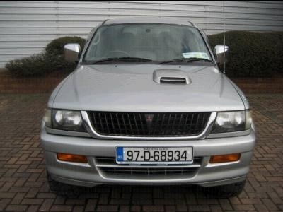 Mitsubishi Challenger Подбор нового автомобиля - Mitsubishi Challenger. Автомобили Mitsubishi Delica.