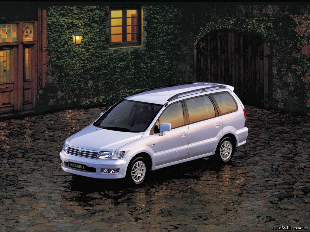 Mitsubishi Space Wagon Ищете Mitsubishi Space: Mitsubishi Space Wagon.