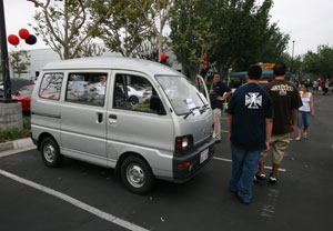 Mitsubishi Minicab Подбор нового автомобиля - Mitsubishi Minicab. Тест-драйв Mitsubishi Grandis.