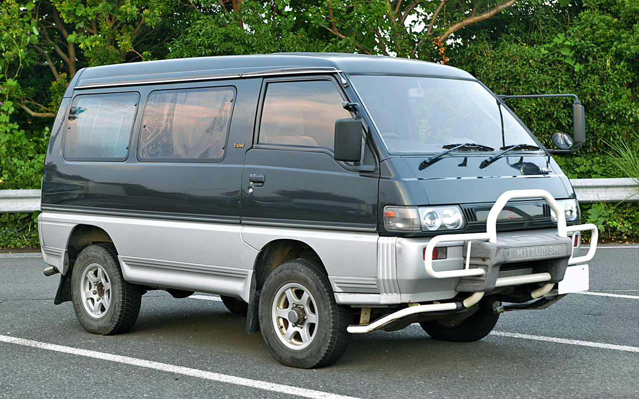 Mitsubishi Delica Продажа MITSUBISHI DELICA: Mitsubishi Delica.