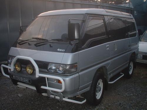 Mitsubishi Delica Каталог авто б/у - Mitsubishi Delica.