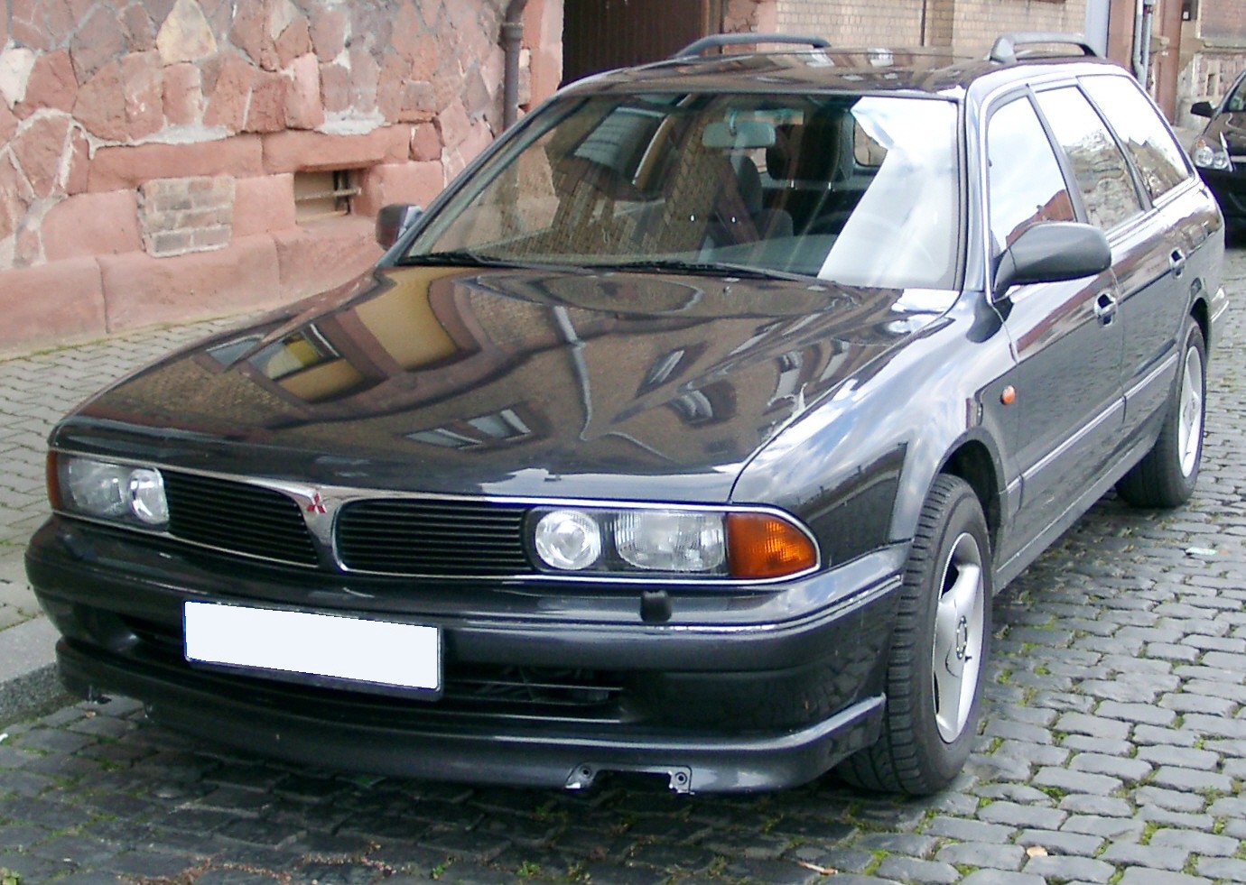 Mitsubishi Sigma Mitsubishi Sigma wagon фото.