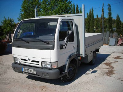 Nissan Cabstar Все автомобили Nissan - Nissan Cabstar. Nissan - каждому.