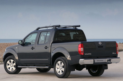 Nissan Navara Официальный сайт Nissan - Nissan Navara. Интерфейс C-quence.