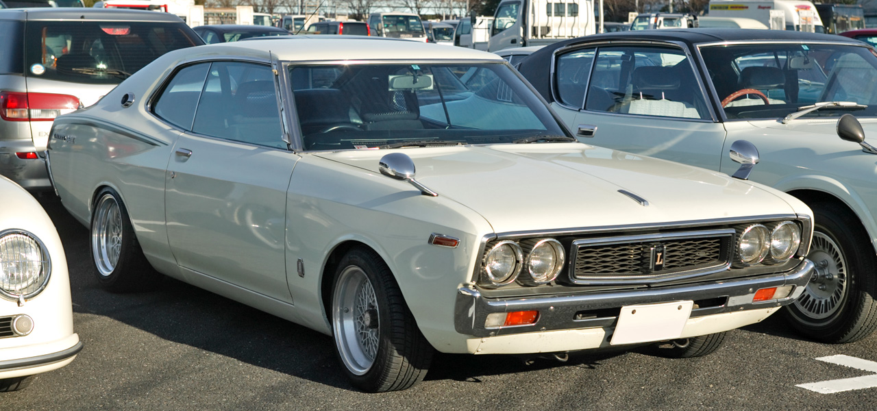 Nissan Laurel Купить/Продать Nissan - Nissan Laurel. Все о Nissan.