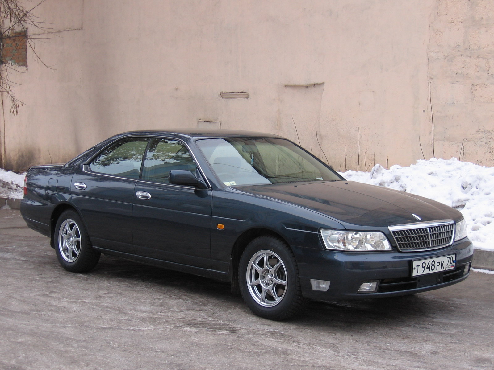 Nissan Laurel Все про залог Авто - Nissan Laurel. Автомобили Nissan Tiida.