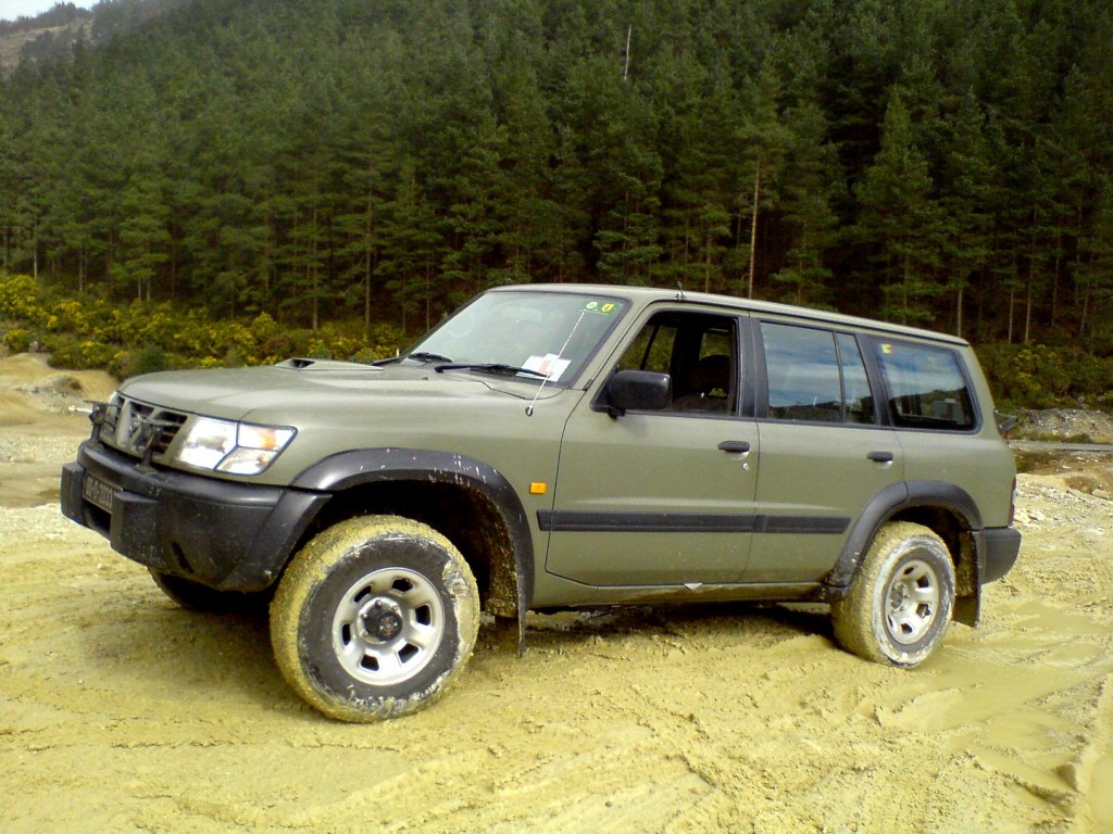 Nissan Patrol GR Тест-драйв Nissan X-Trail - Nissan Patrol GR.