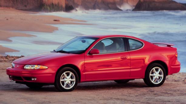 Oldsmobile Alero Доска объявлений - AutoRepo - Oldsmobile Alero. Узнай все о Chevrolet Alero.