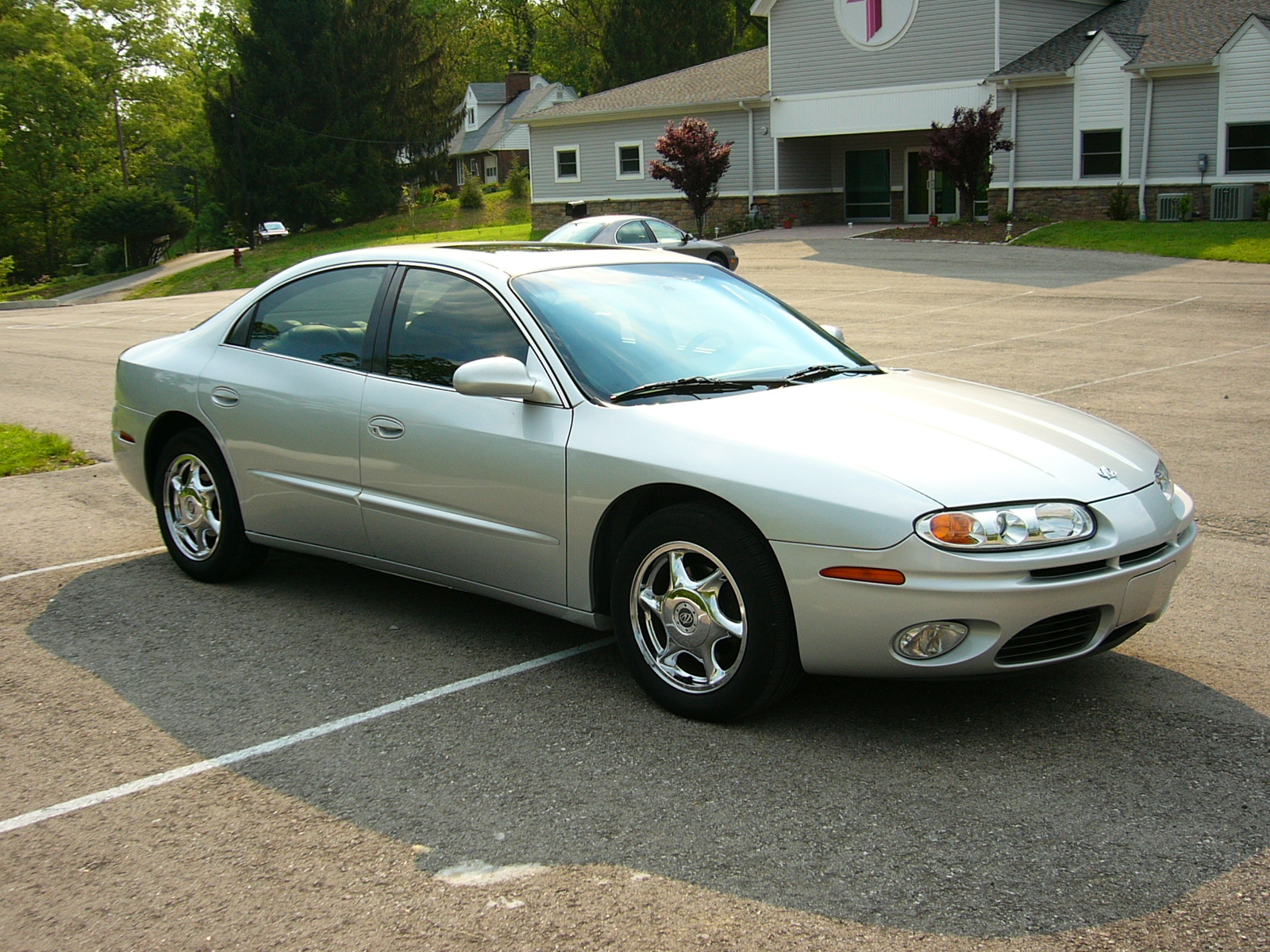 Oldsmobile Aurora Топ-10 Фирм по залогу авто - Oldsmobile Aurora. Aurora. Скидки.