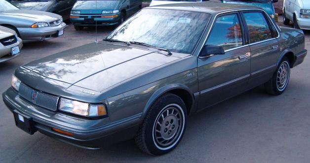 Oldsmobile Ciera Все про залог Авто: Oldsmobile Ciera.