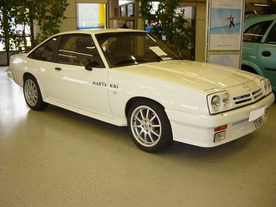 Opel Manta Фотографии автомобилей: Opel Manta. Доска объявлений - AutoRepo.