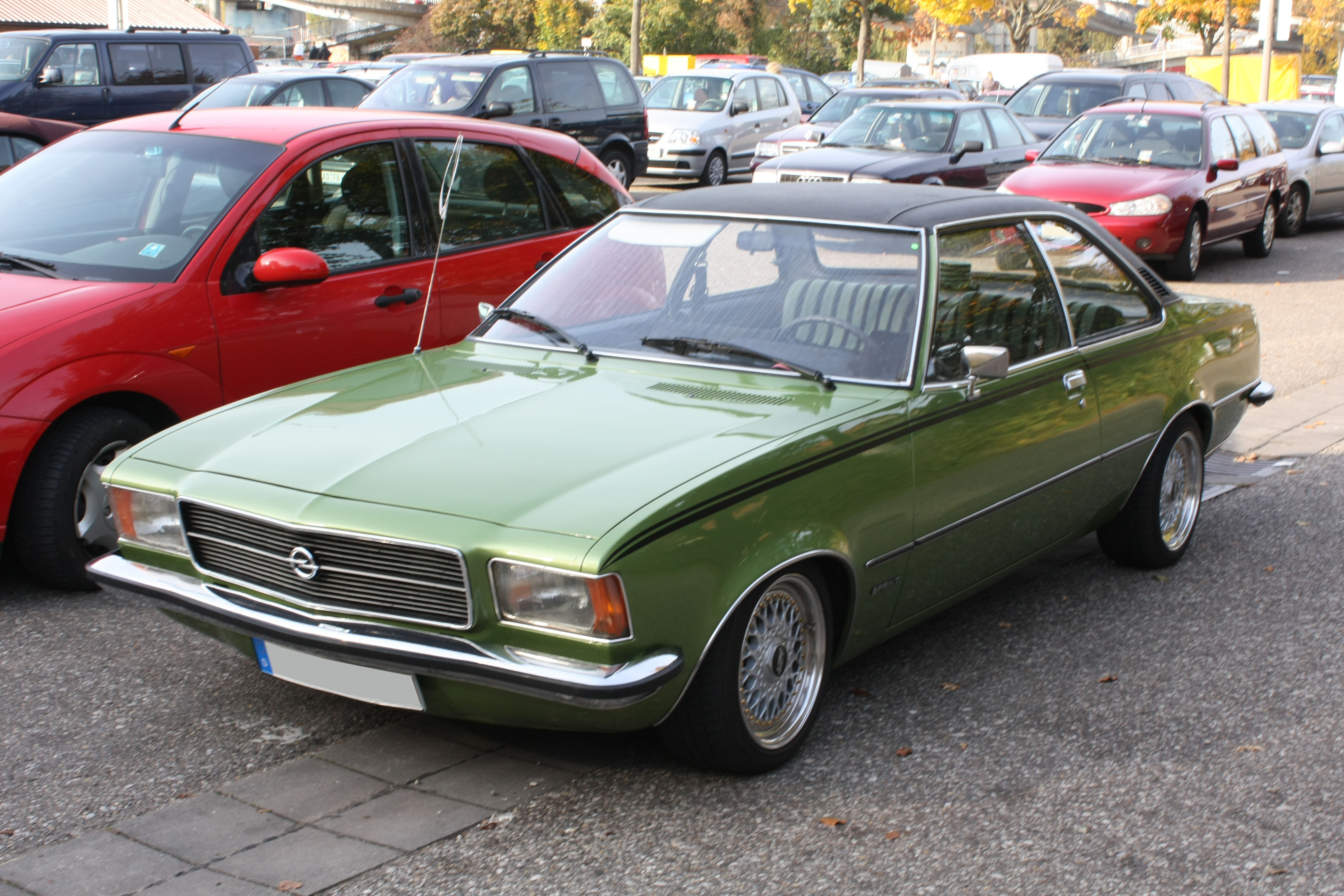 Opel Rekord Ищете Opel Rekord - Opel Rekord.