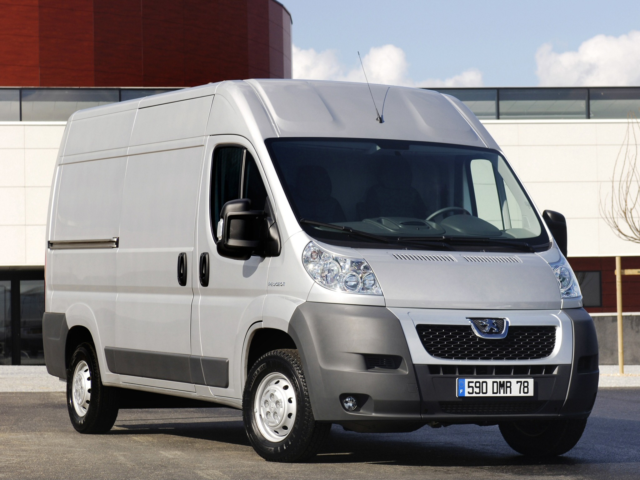 Peugeot Boxer Микроавтобус Peugeot Boxer - Peugeot Boxer. Peugeot Boxer! Где купить?