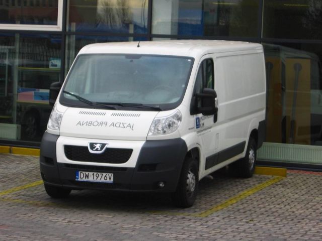 Peugeot Boxer Автомобили Fiat - Peugeot Boxer.