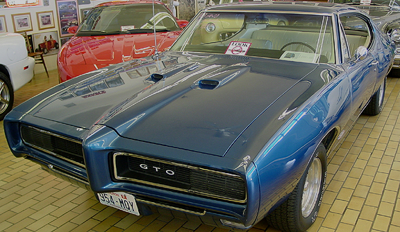 Pontiac GTO Новые и БУ Pontiac Gto: Pontiac GTO. Топ-10 Фирм по залогу авто.