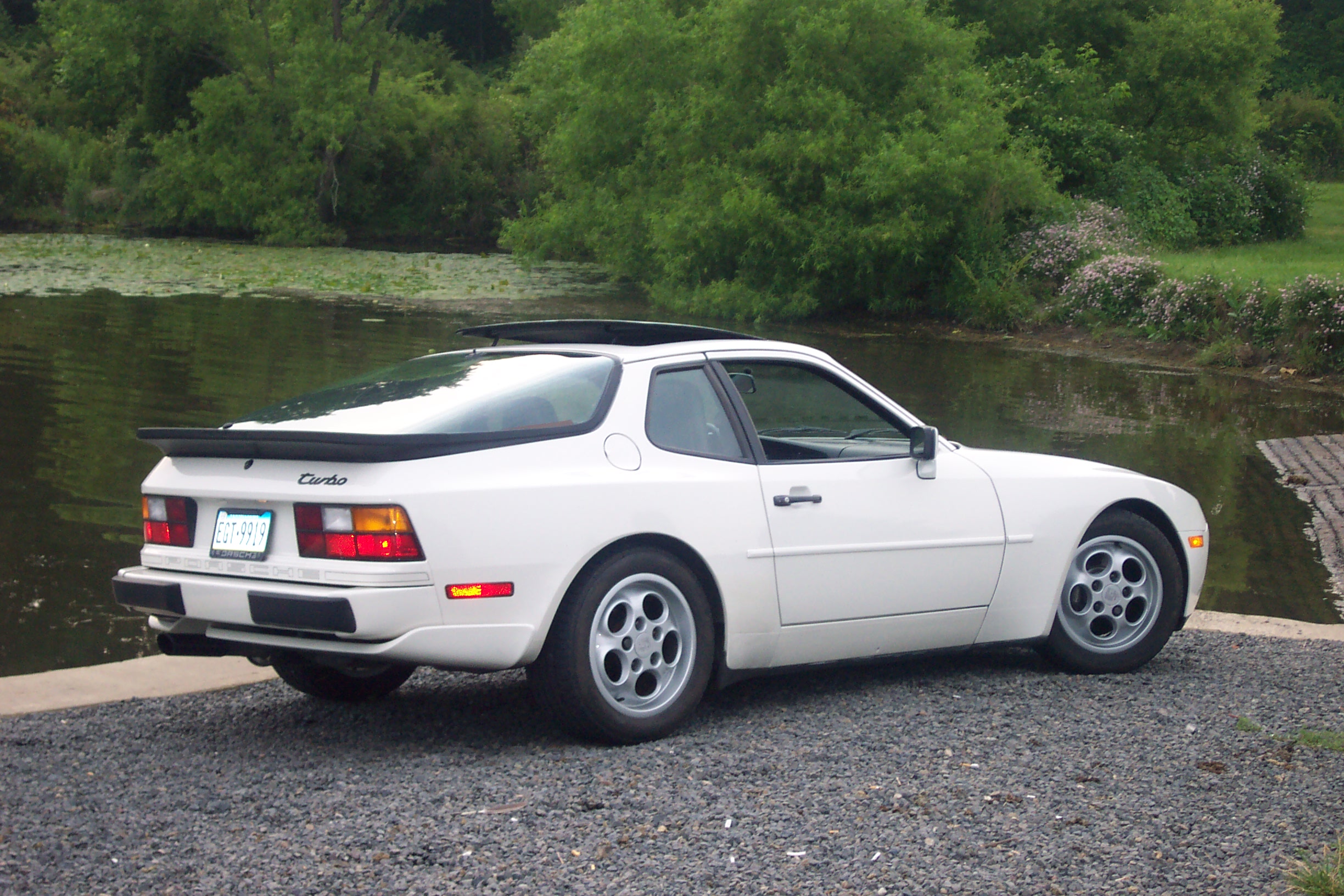 Porsche 944 Тест-драйв Alfa Romeo MiTo - Porsche 944. Доска объявлений - AutoRepo.