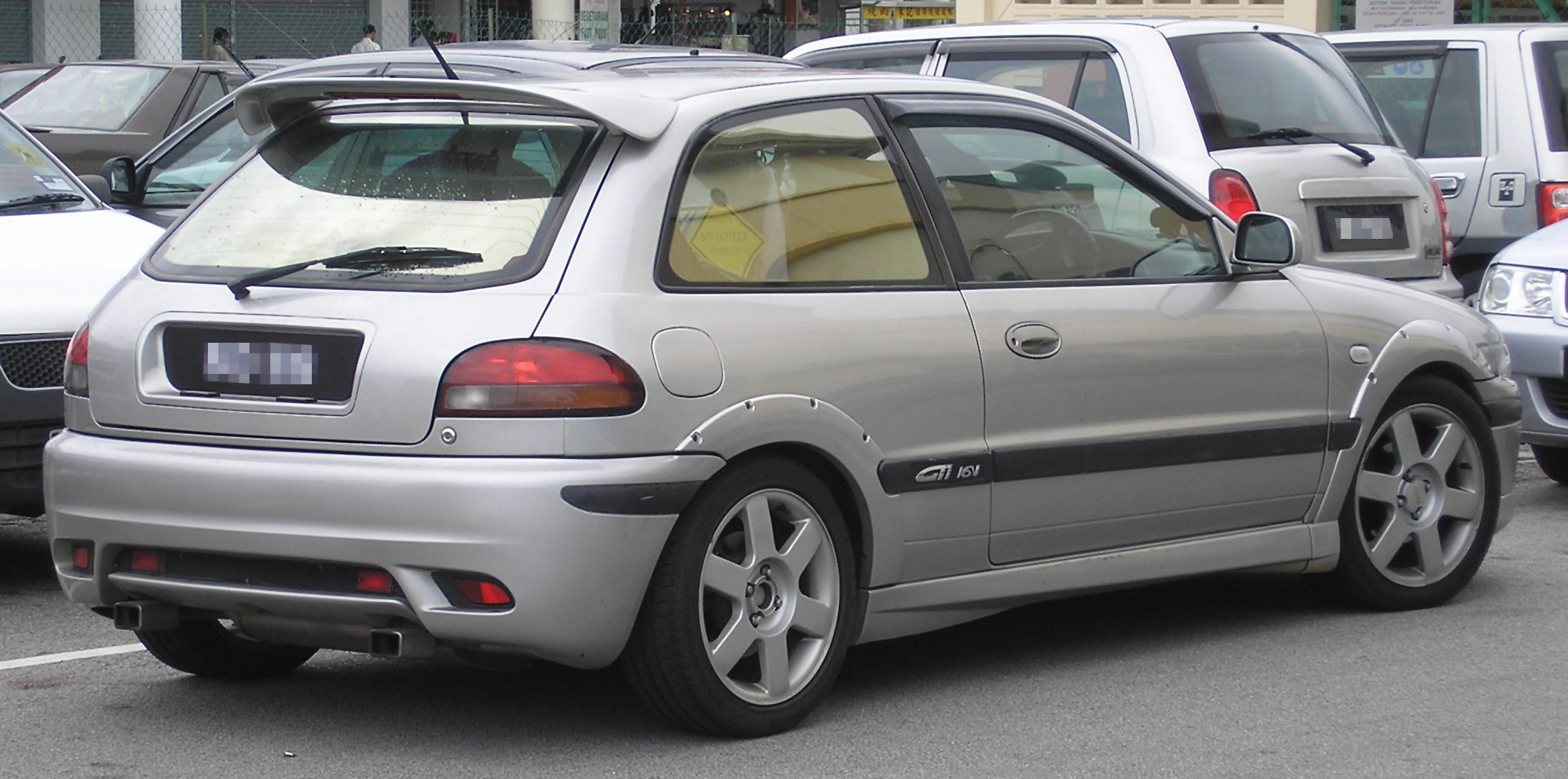 Proton Satria Proton Satria расход топлива.