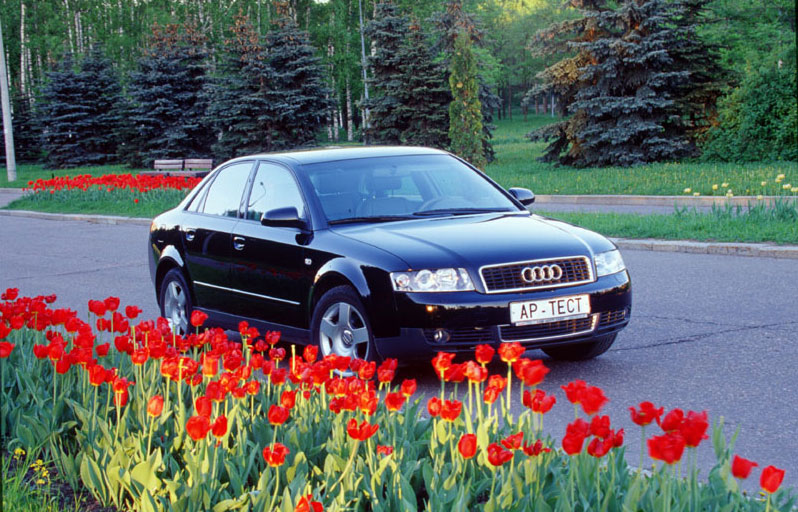 Audi A4 Подать объявление: Audi: Audi A4.