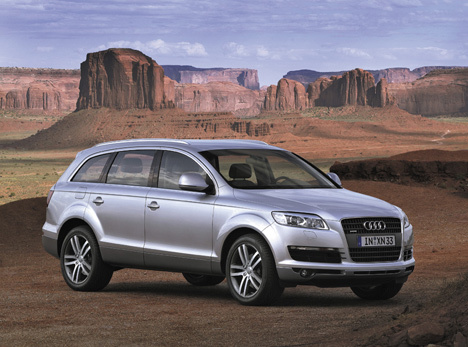 Audi Q7 Freelander2 минус 141000р - Audi Q7. Каталог новых авто.