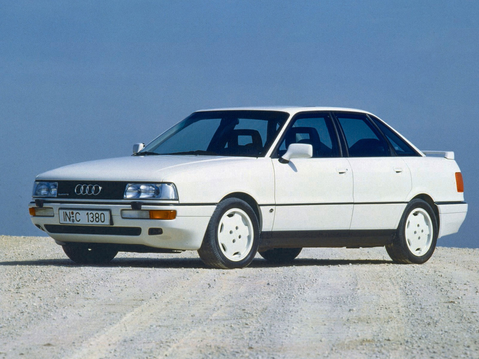 Audi 90 Узнай все об Audi - Audi 90.