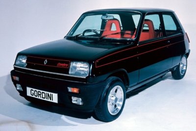 Renault 5 Ищете Renault 5 - Renault 5.