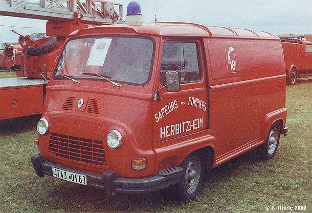 Renault Estafette Тест-драйв Renault Clio RS: Renault Estafette.