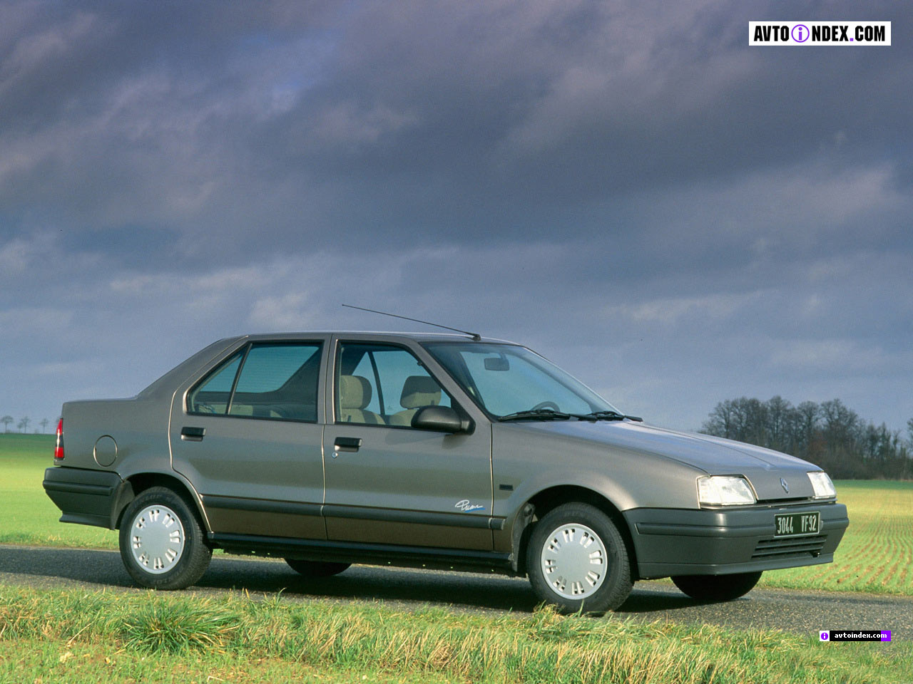 Renault 19 Тест-драйв Renault Clio RS: Renault 19.