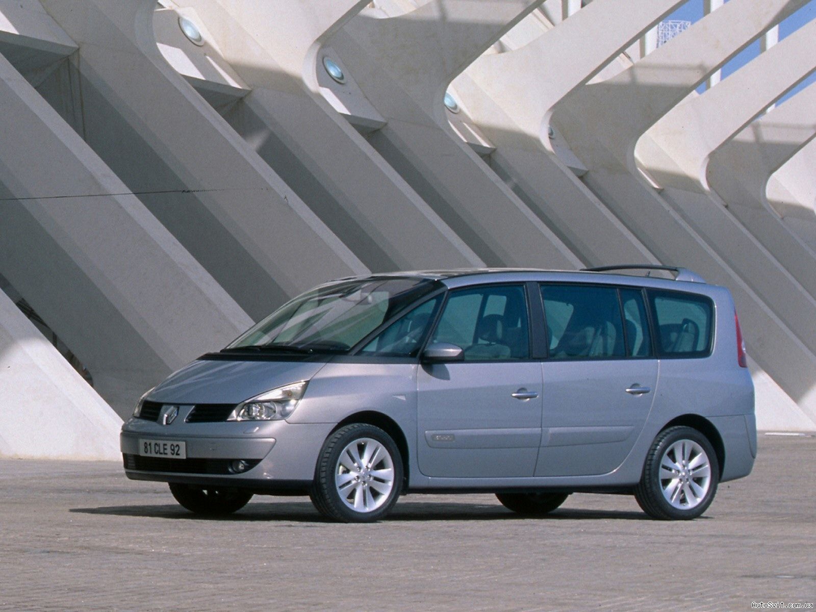 Renault Espace Разгром цен на Renault: Renault Espace. Автомобильная Библиотека.