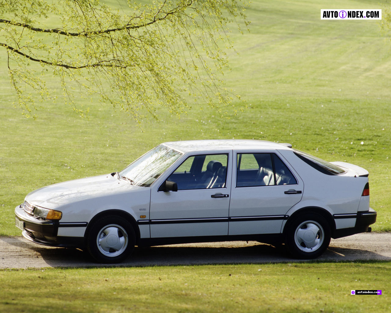 SAAB 9000 BMW X6 - SAAB 9000.