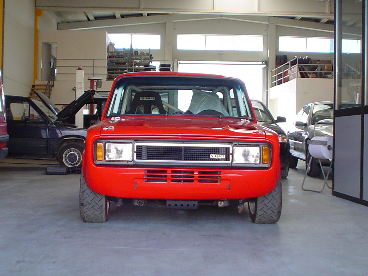 Seat 124 Тест-драйв Seat Leon: Seat 124.