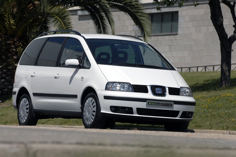 Seat Alhambra Автомобили Seat - Seat Alhambra. Отель Alhambra, Испания.