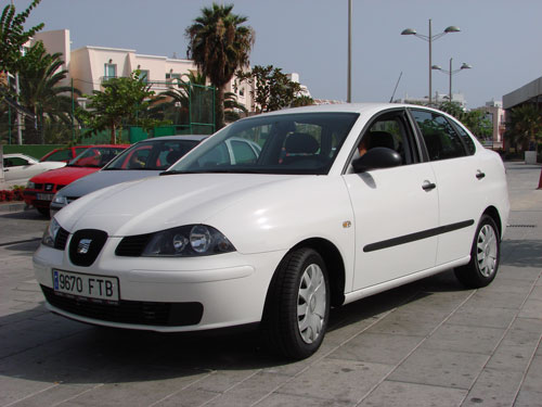 Seat Cordoba SEAT Cordoba в Москве - Seat Cordoba. Все о Seat Cordoba.