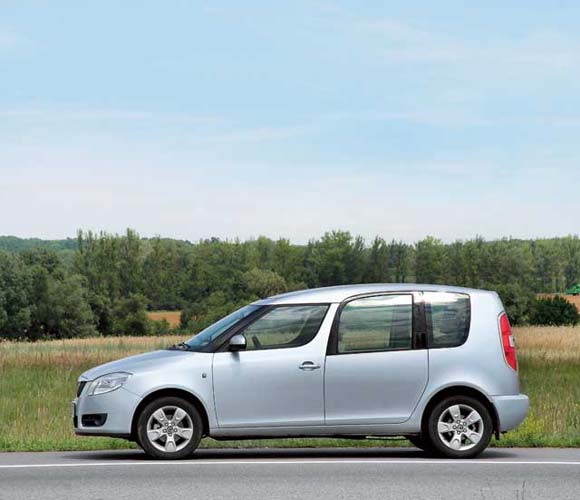 Skoda Roomster Интересуетесь Skoda - Skoda Roomster.