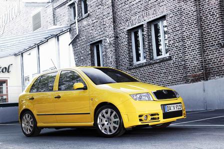 Skoda Fabia RS Автомобили Seat Exeo: Skoda Fabia RS. Новые и БУ Rover 75.