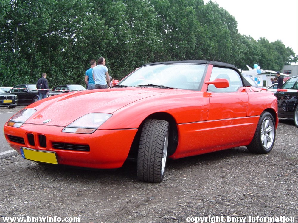 BMW Z1 BMW Z1 в Москве: BMW Z1. Все о BMW.