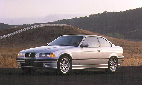 BMW 323 Отзывы и фото BMW - BMW 323. Подбор нового автомобиля.