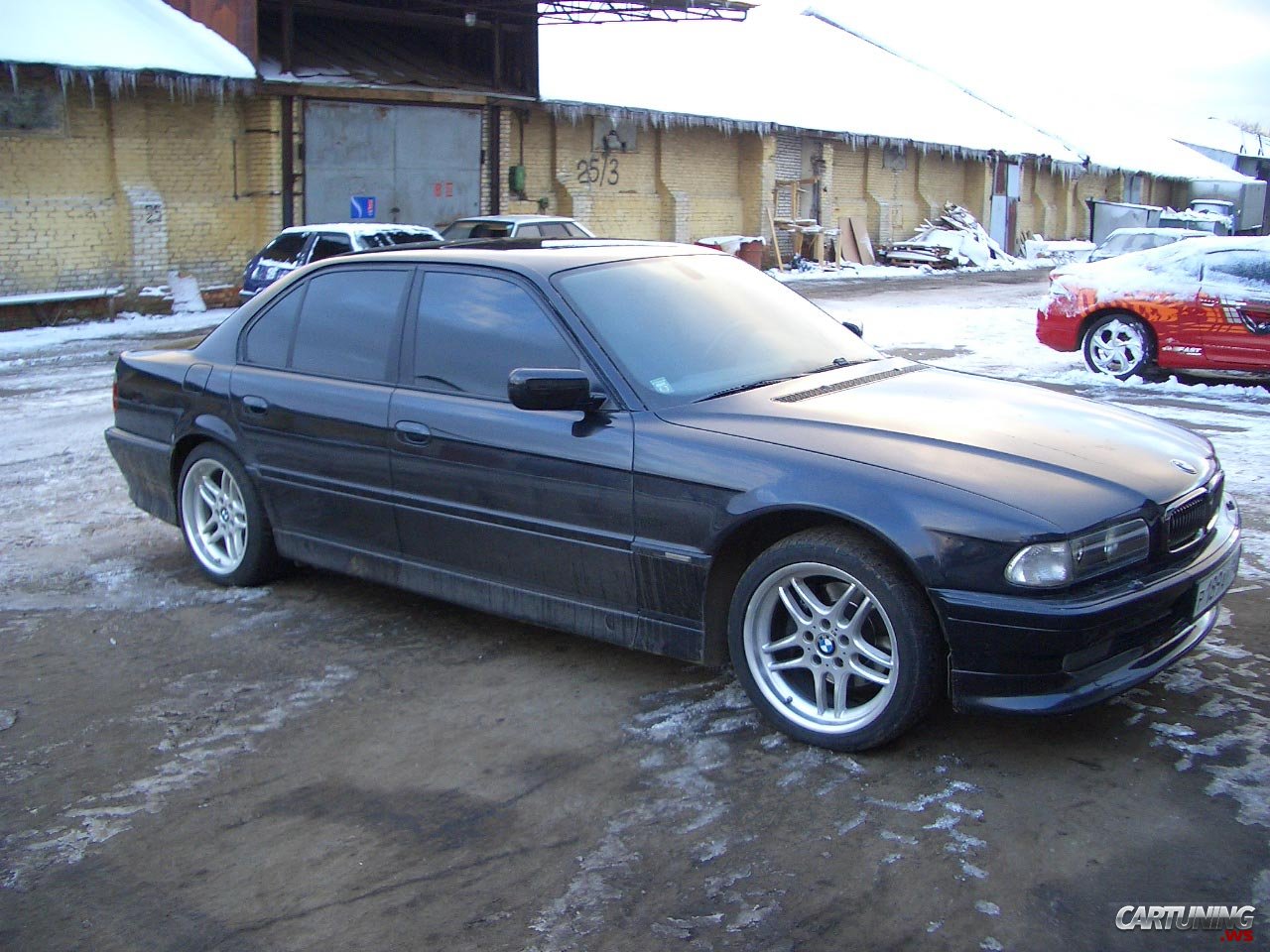 BMW 735 Новые и БУ BMW 735: BMW 735. Все про залог Авто.