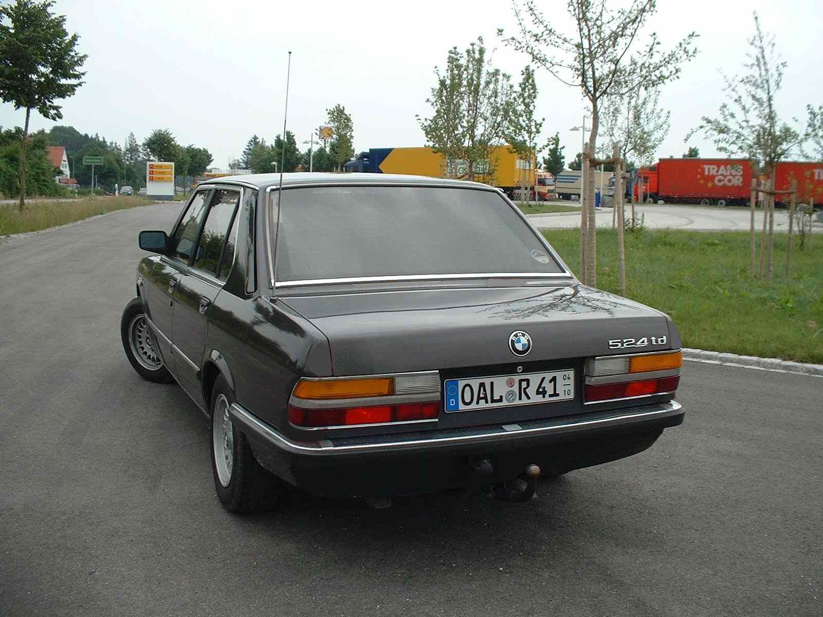 BMW 524 Все о BMW: BMW 524.