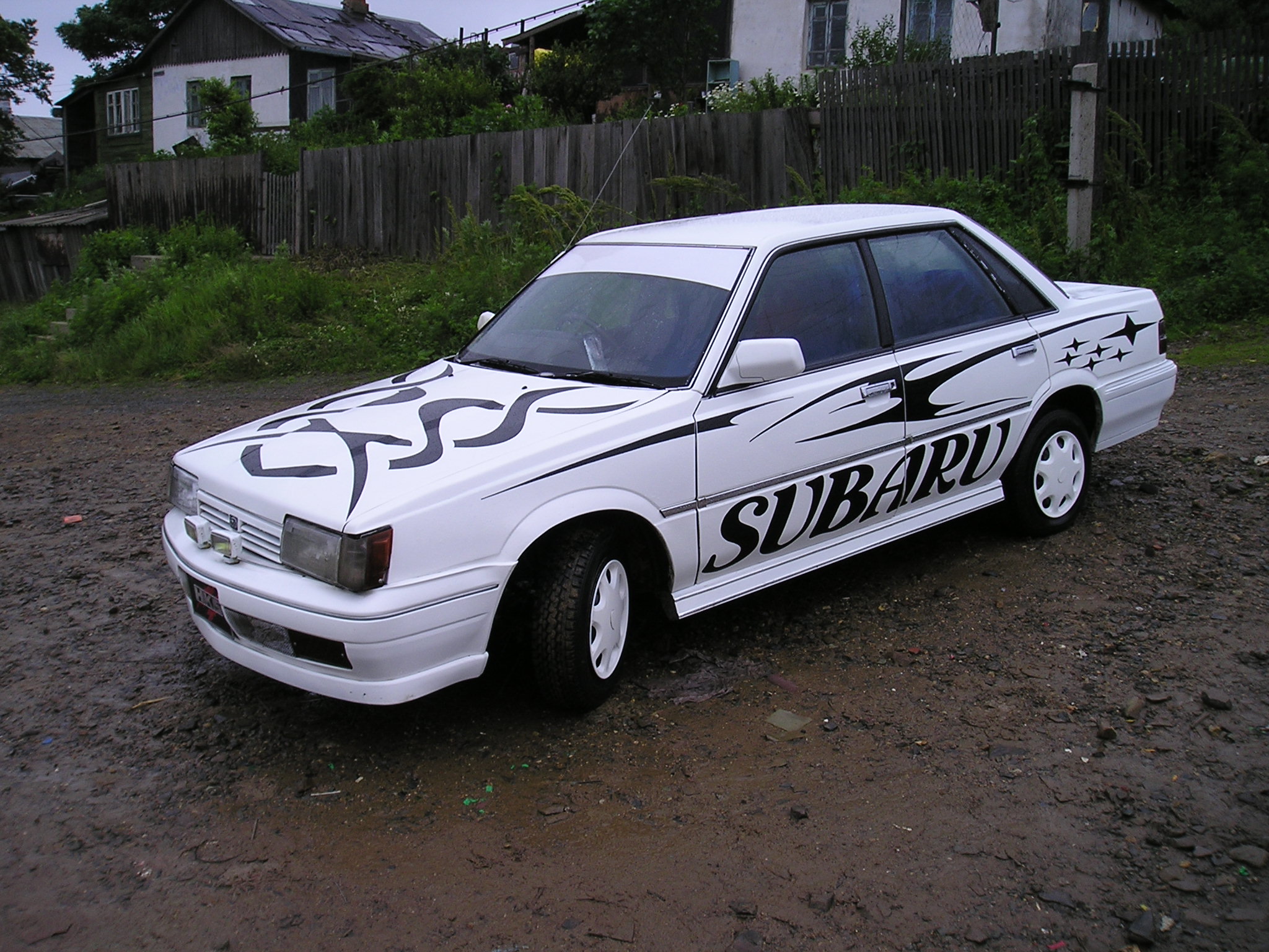 Subaru Leone Автомобили Subaru Leone: Subaru Leone.