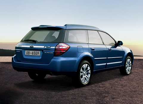 Subaru Outback Тест-драйв Subaru Tribeca: Subaru Outback. Subaru Outback в Москве.