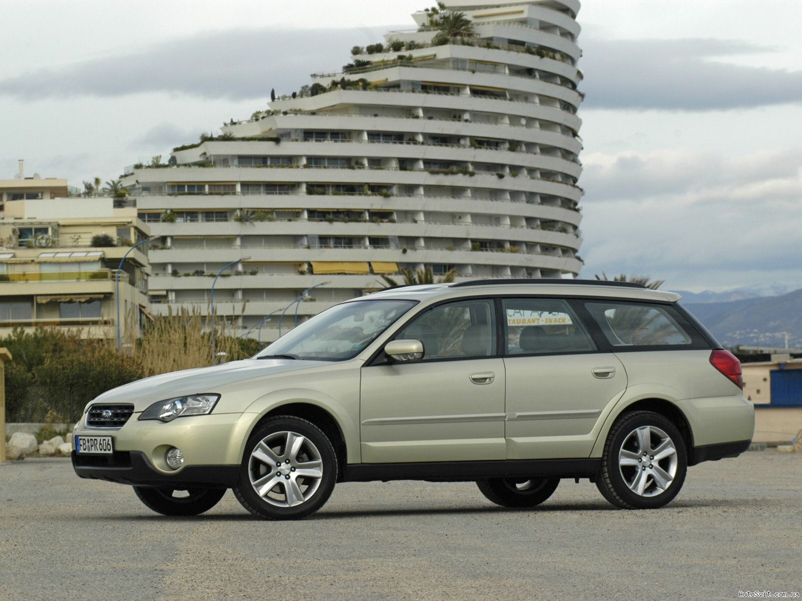 Subaru Outback Полный VIN код на Copart: Subaru Outback.