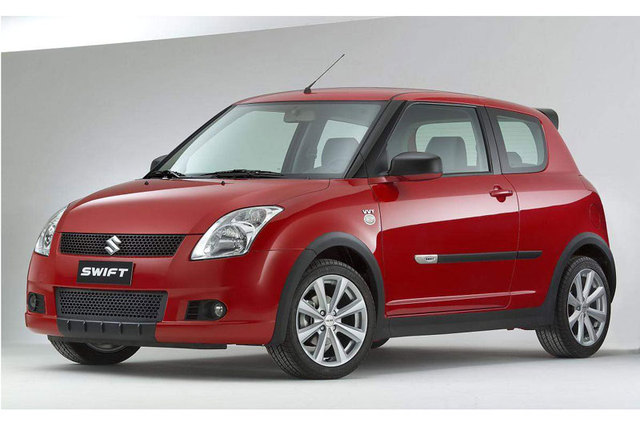 Suzuki Swift Suzuki Swift за 590 000 рублей: Suzuki Swift. Отдых в комплектации.