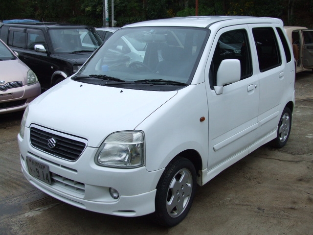 Suzuki Wagon Автомобиль Suzuki - Suzuki Wagon. Suzuki взрывает рынок.