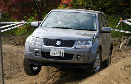 Suzuki Grand Vitara Tiguan? Конечно в Genser: Suzuki Grand Vitara. Сравните с KIA Soul.